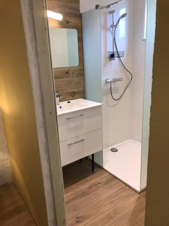 T Schooltje Hotel Schoondijke Екстериор снимка